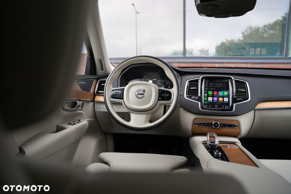 Volvo XC 90 D5 AWD Inscription 7os - 28