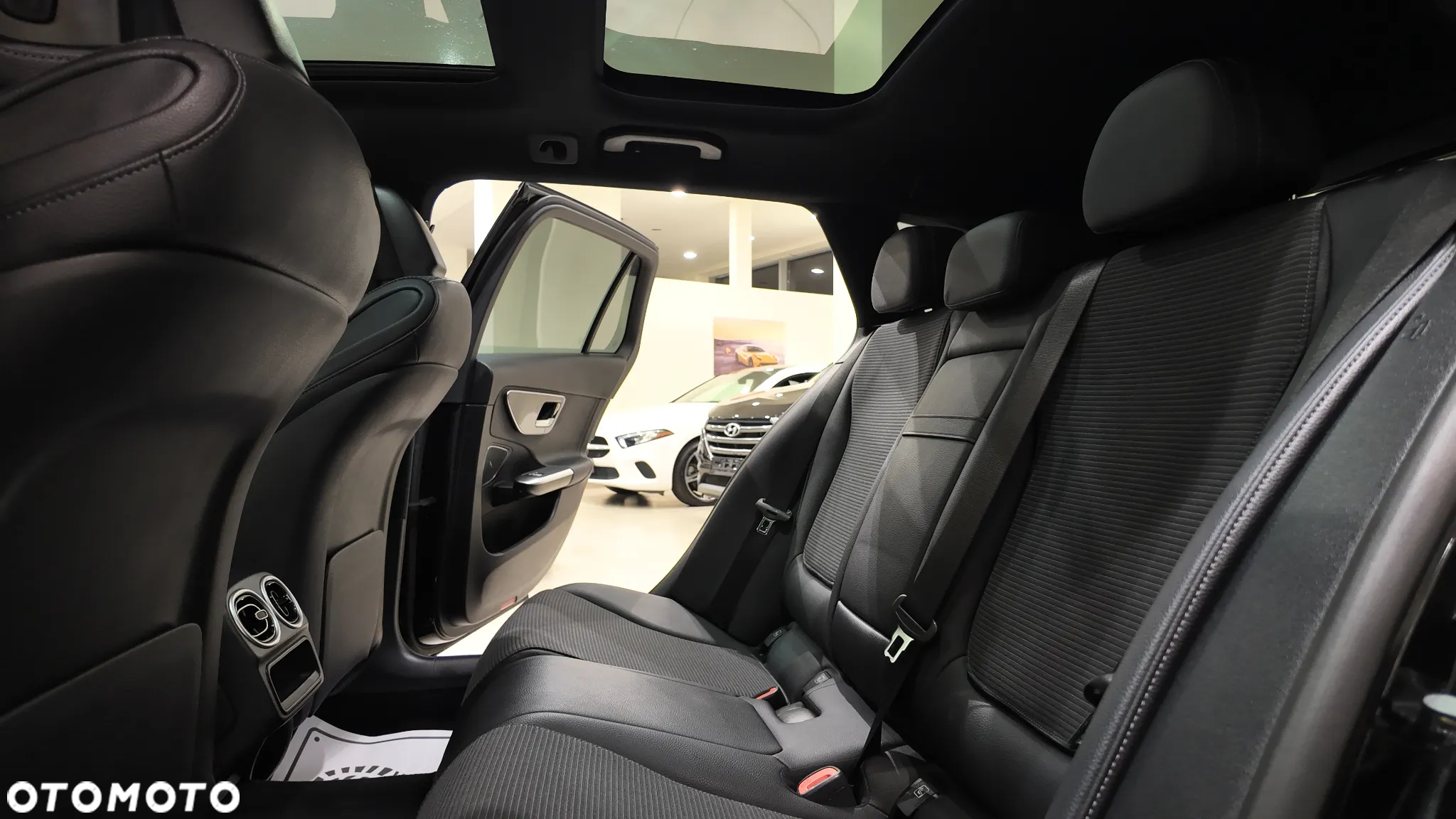 Mercedes-Benz Klasa C 220 d mHEV Avantgarde - 31