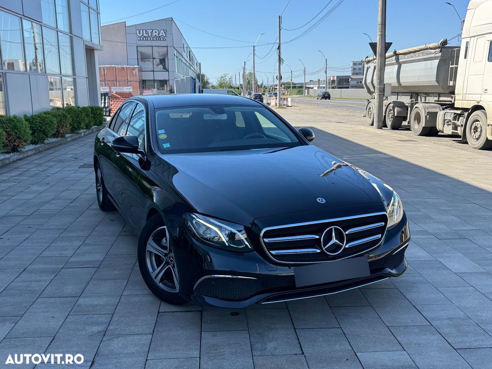 Mercedes-Benz E 220 d T 9G-TRONIC Avantgarde - 1