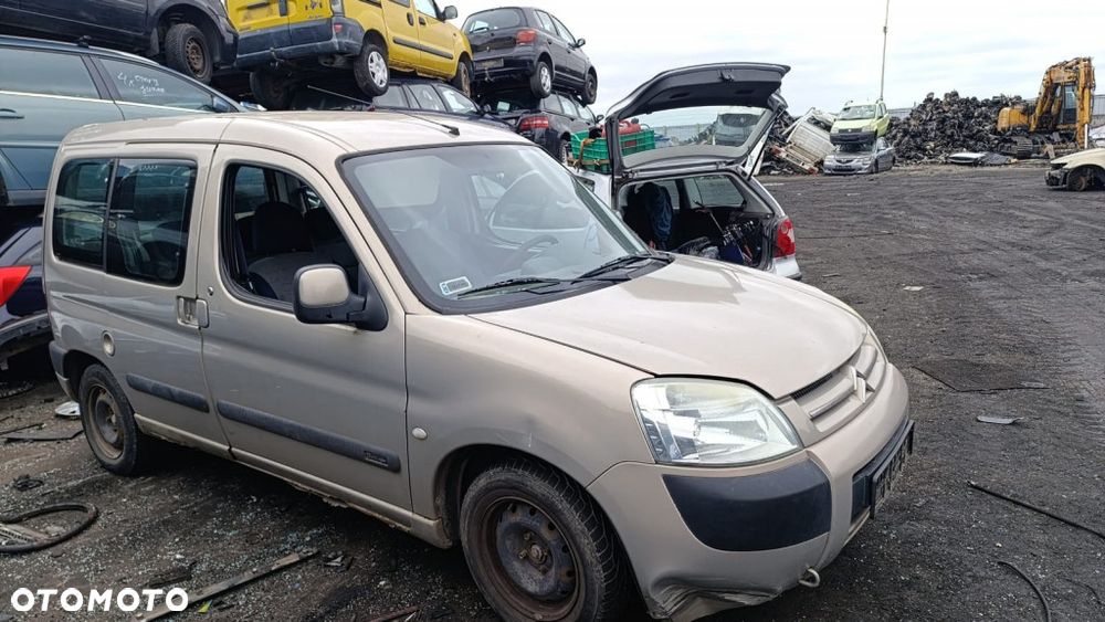 36309 Citroen Berlingo I lift model od 03-10 silnik 2.0 HDi 90 km skrzynia 20DM50 lakier KDDC - 3