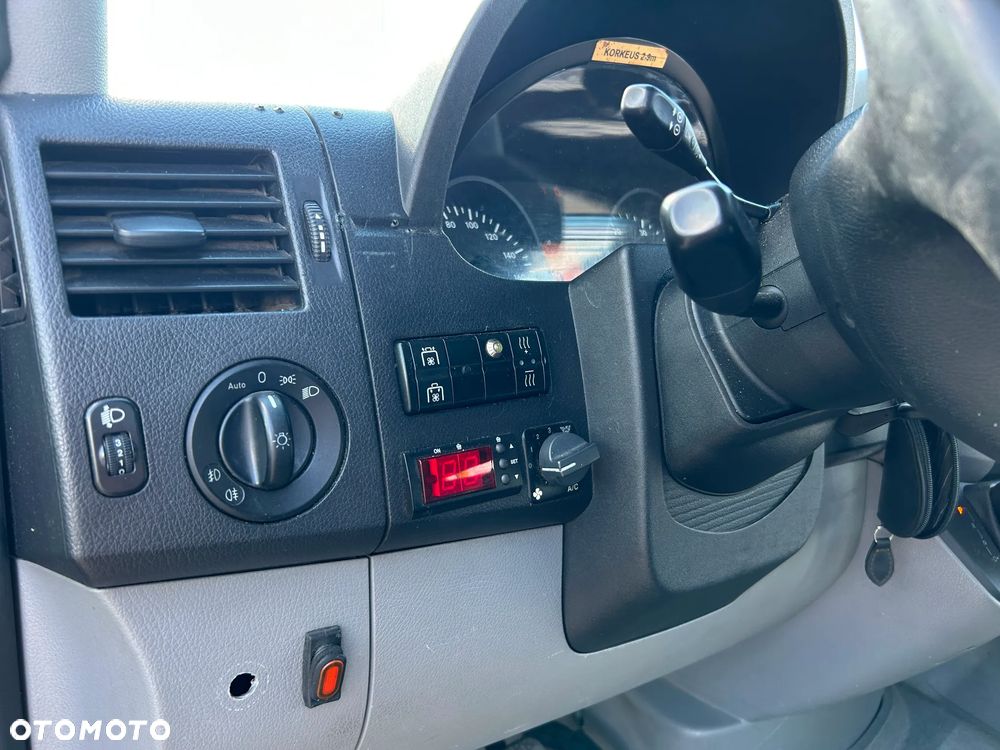 Mercedes-Benz Sprinter 516 - 14