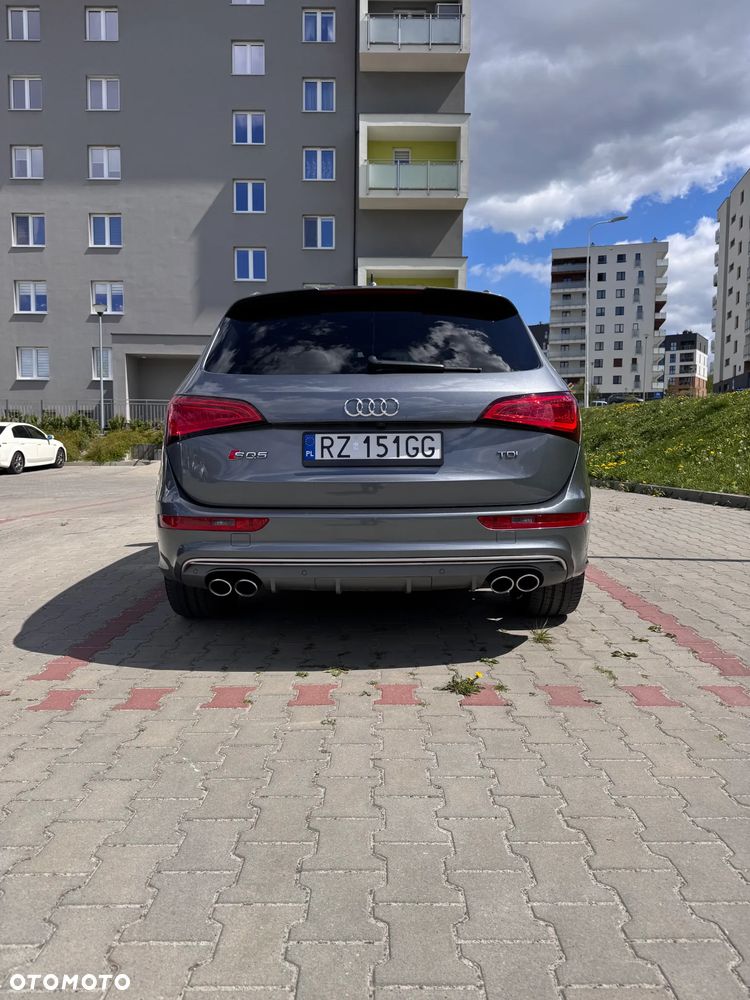 Audi SQ5 - 5