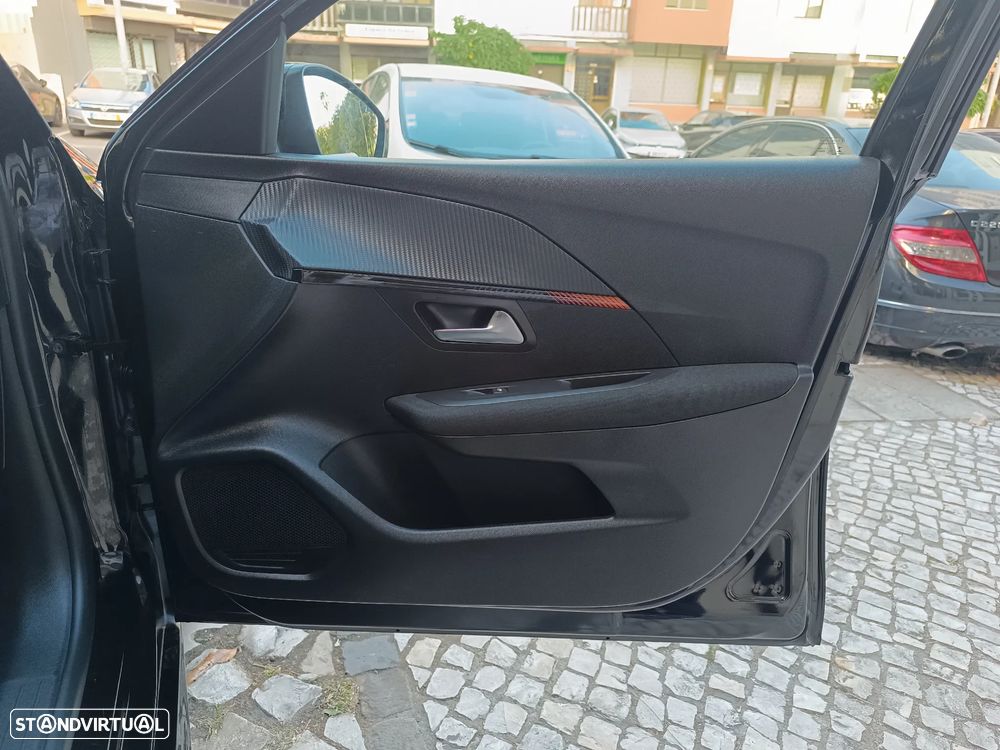 Peugeot 208 PureTech 100 EAT8 Active Pack - 33