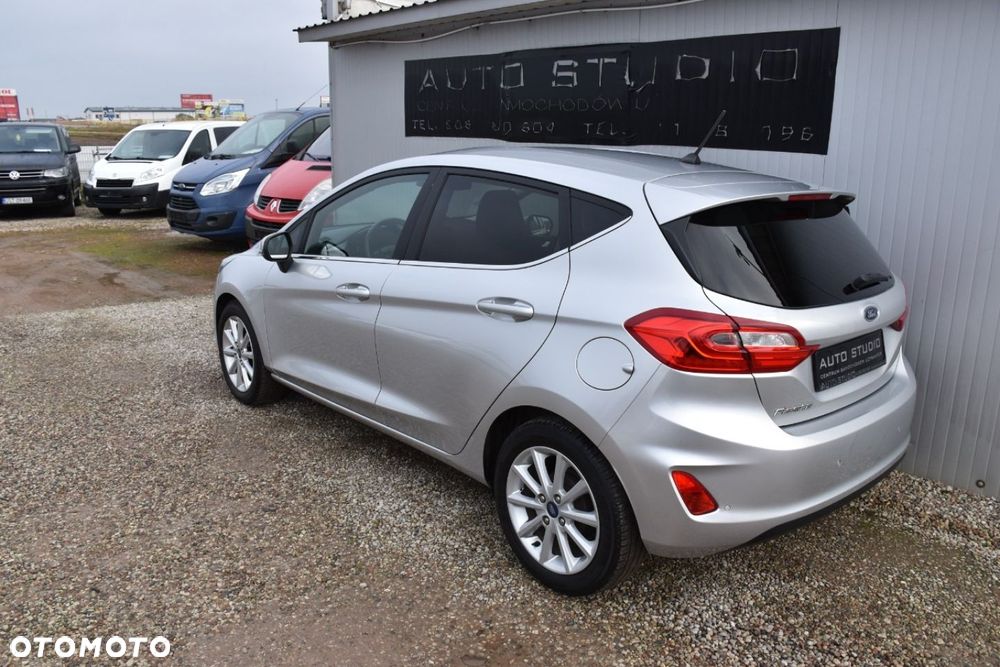 Ford Fiesta 1.0 EcoBoost S&S TITANIUM X - 39