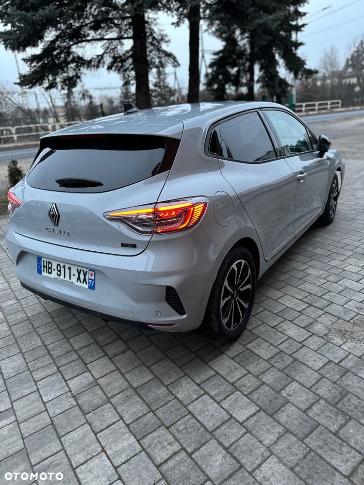 Renault Clio 1.6 E-TECH Full Hybrid 145 Techno - 5