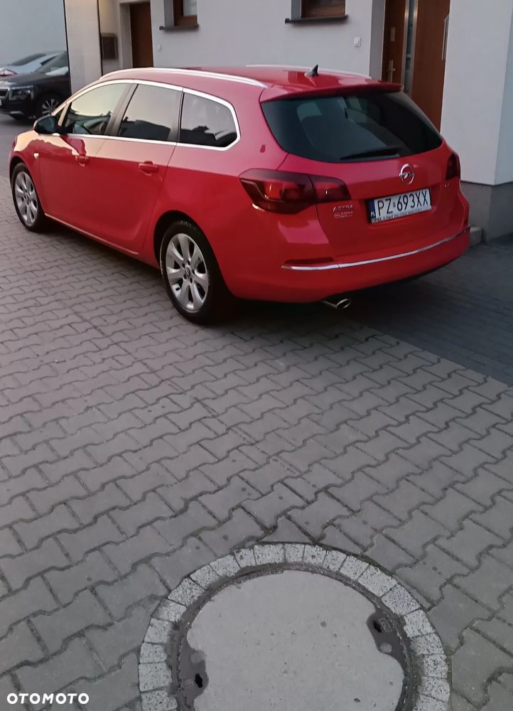 Opel Astra 2.0 CDTI Exklusiv - 3