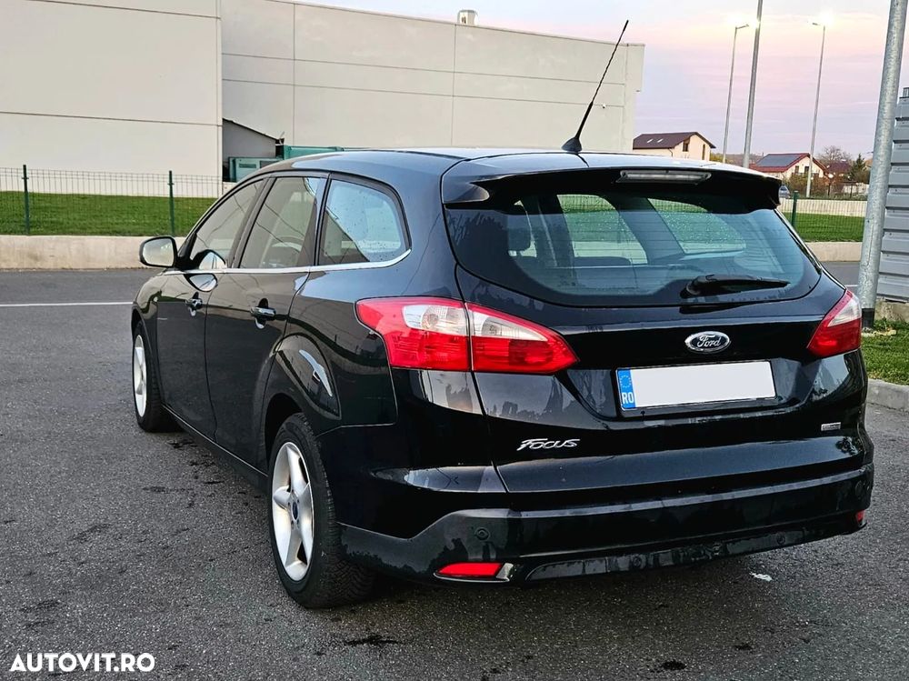 Ford Focus 1.6 TDCI DPF Titanium - 6