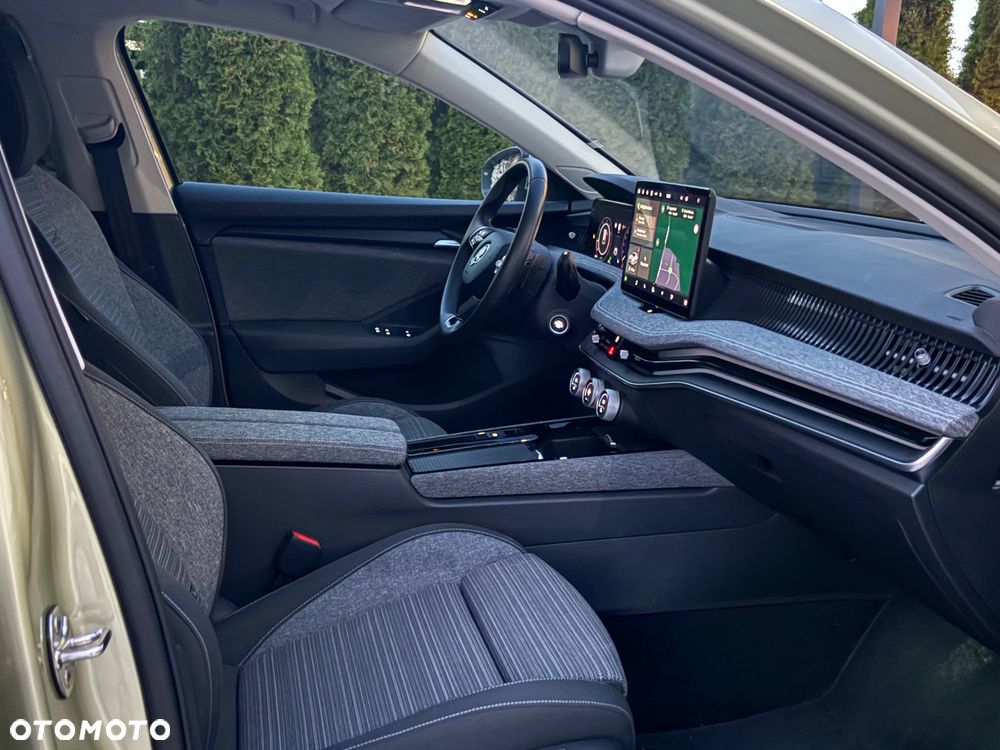 Skoda Superb 1.5 TSI mHEV DSG Selection - 24