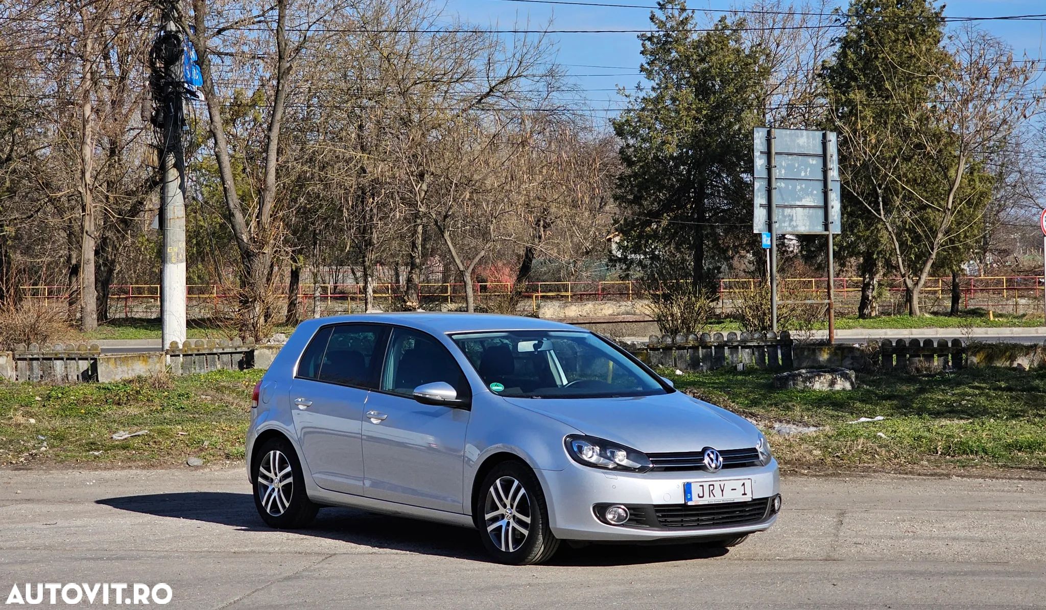 Volkswagen Golf 1.4 TSI Team - 1