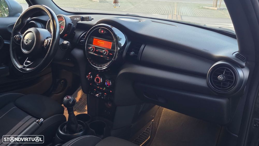 MINI 3 Portas Cooper D - 11