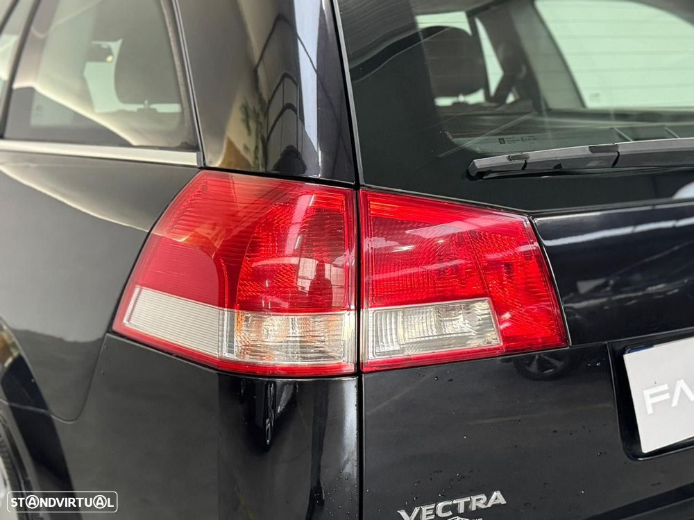 Opel Vectra Caravan 1.9 CDTi Executive - 13