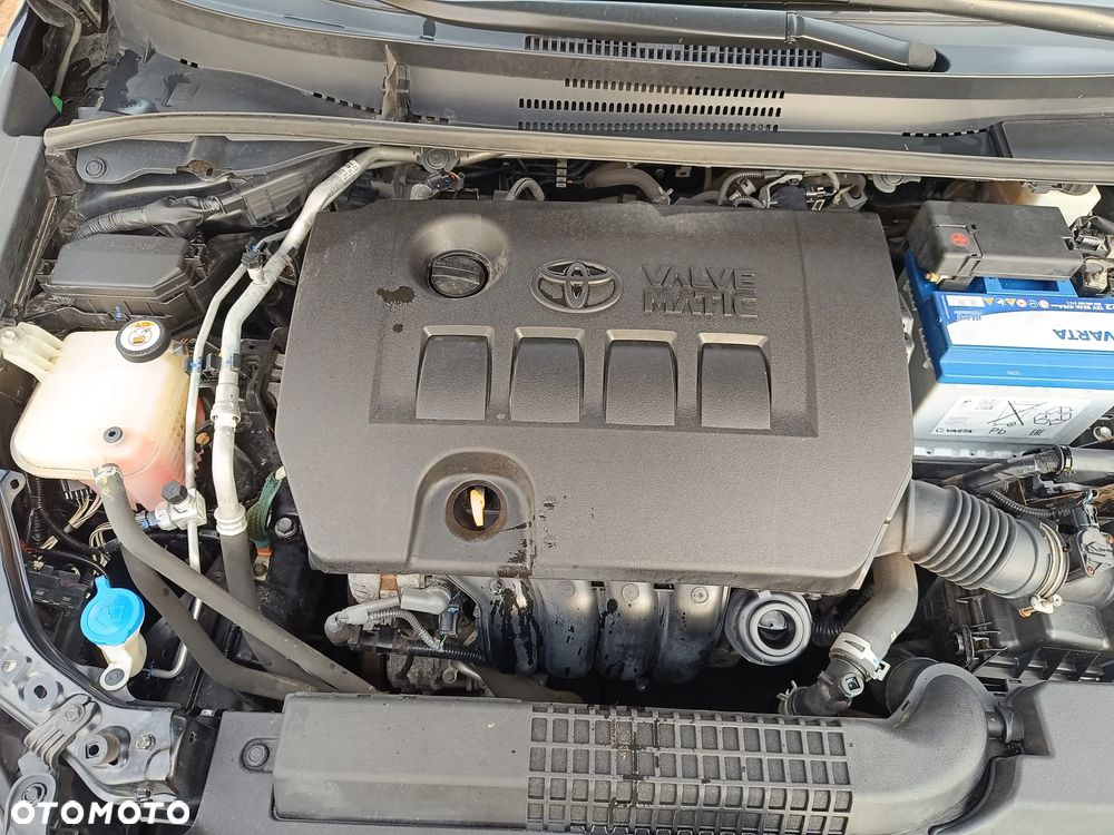 Toyota Corolla 1.6 Comfort - 33