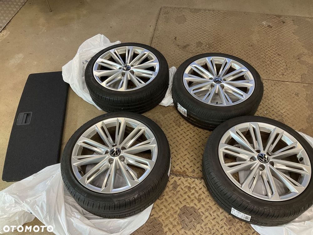 Volkswagen Passat - 4