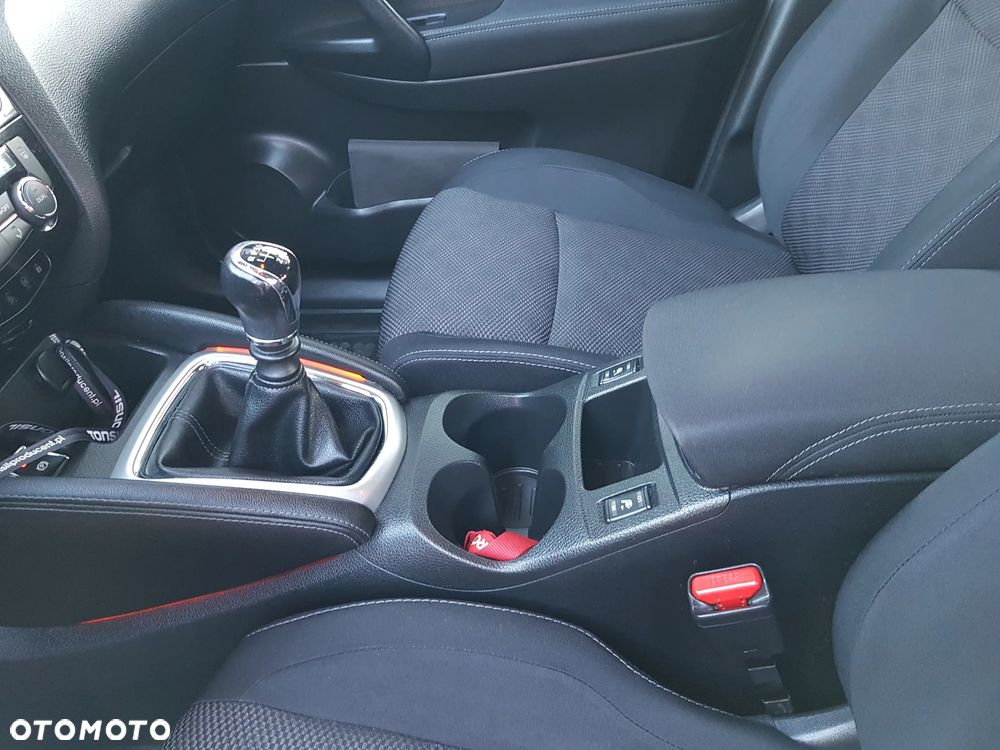 Nissan Qashqai - 18