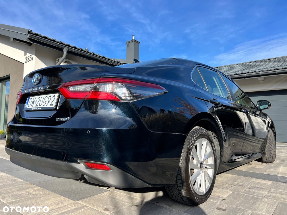 Toyota Camry 2.5 Hybrid Comfort CVT - 4