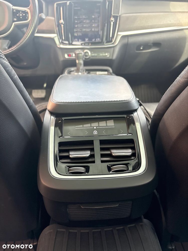 Volvo V90 Cross Country D5 AWD - 18