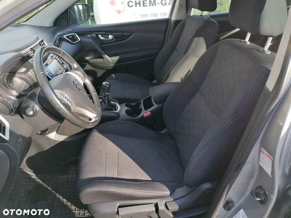 Nissan Qashqai 1.6 DCi N-Connecta - 16