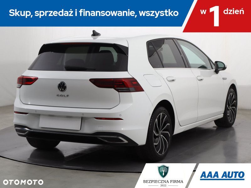 Volkswagen Golf - 7