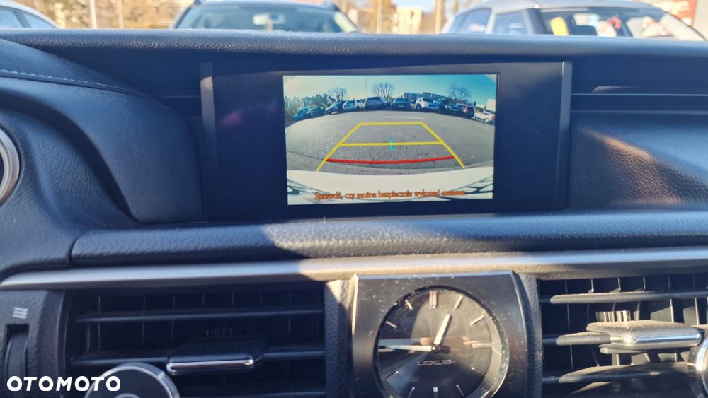 Lexus IS 300h Elegance EU6 - 17