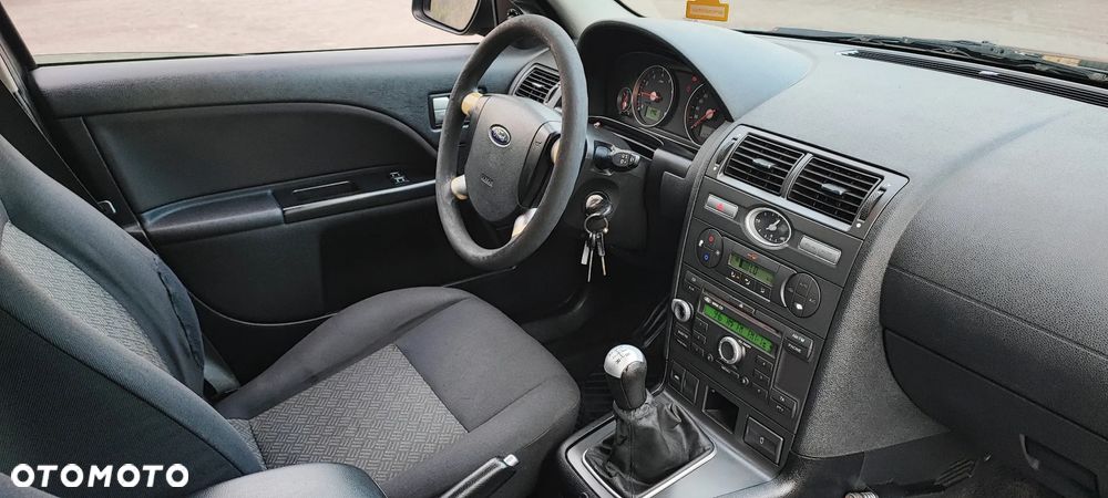 Ford Mondeo 1.8 Trend X100 / X - 9