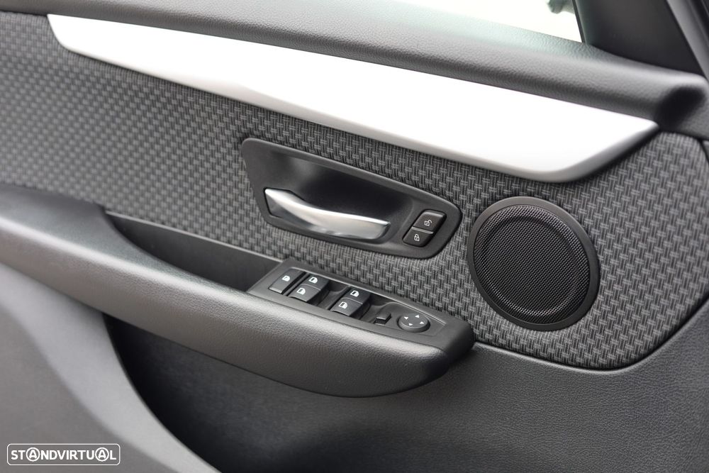 BMW 225xe Active Tourer Advantage - 37