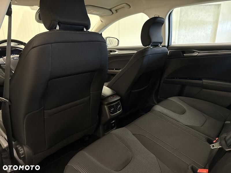 Ford Mondeo - 18