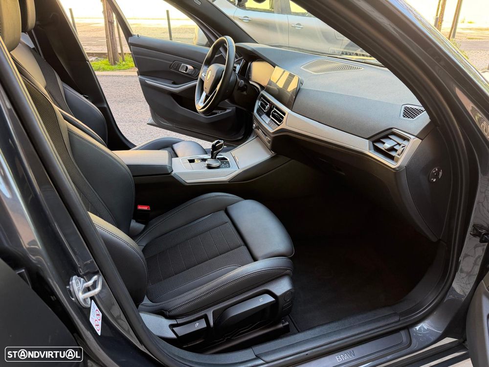 BMW 320 e Line Luxury Auto - 13