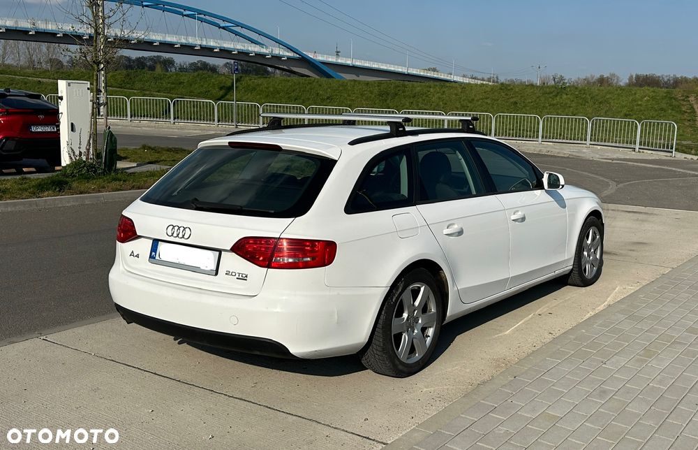 Audi A4 Avant 2.0 TDI DPF quattro - 2