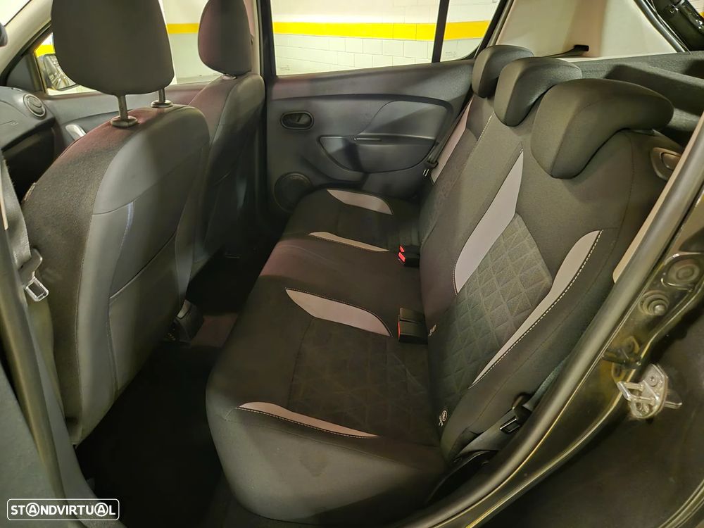 Dacia Sandero 1.5 dCi Stepway - 26