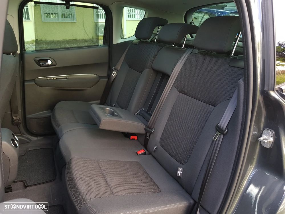 Peugeot 3008 1.6 BlueHDi Style - 32