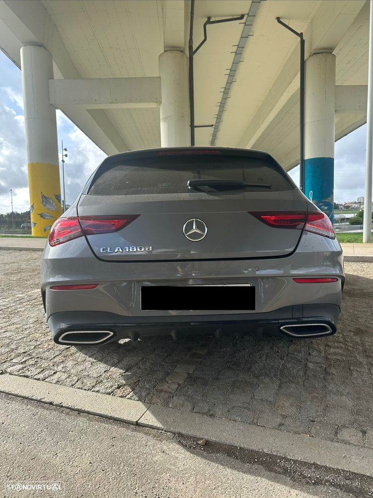 Mercedes-Benz CLA 180 d Shooting Brake AMG Line Aut. - 4