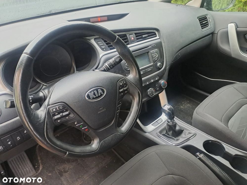 Kia Ceed 1.0 T-GDI 100 ISG Dream Team Edition - 7