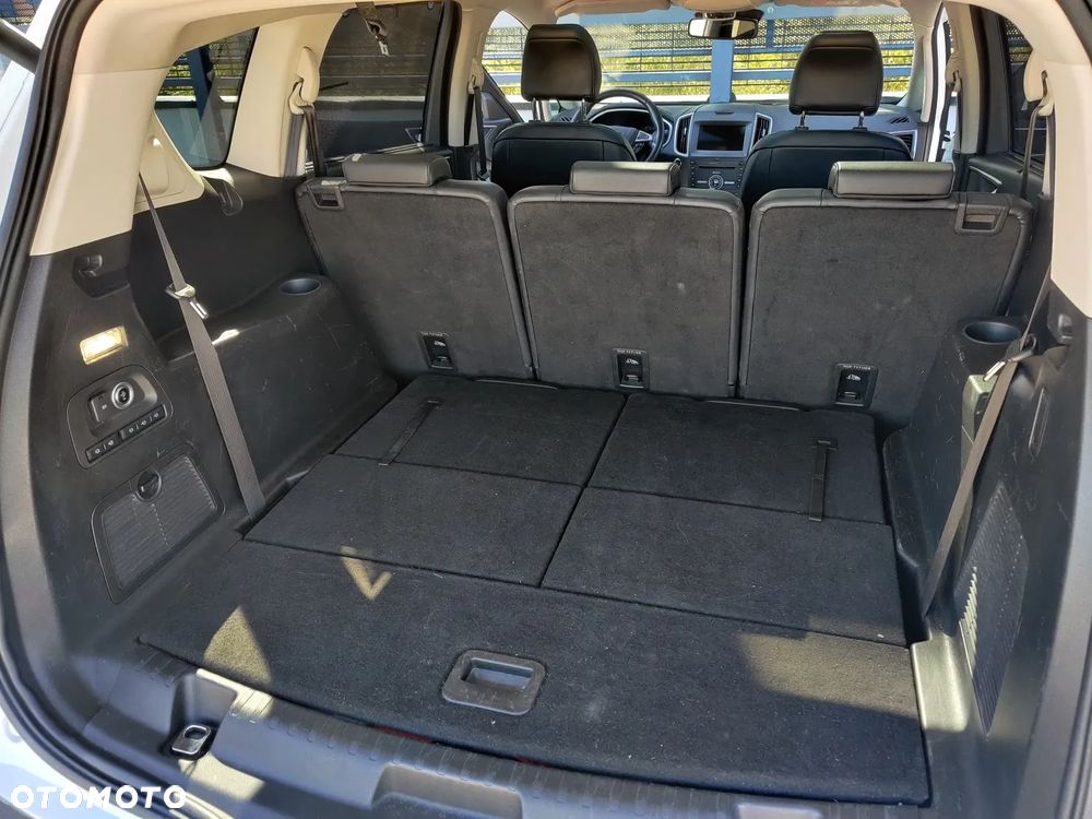 Ford S-Max 2.0 TDCi Titanium PowerShift - 25
