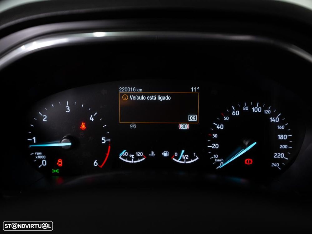 Ford Focus SW 1.5 TDCi EcoBlue Titanium - 21