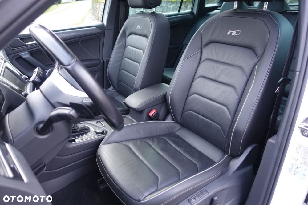 Volkswagen Tiguan 2.0 TDI SCR 4MotION DSG R-Line - 14