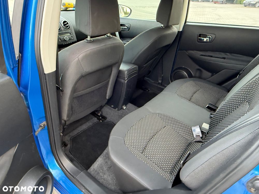 Nissan Qashqai - 25