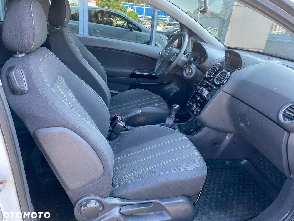 Opel Corsa - 12