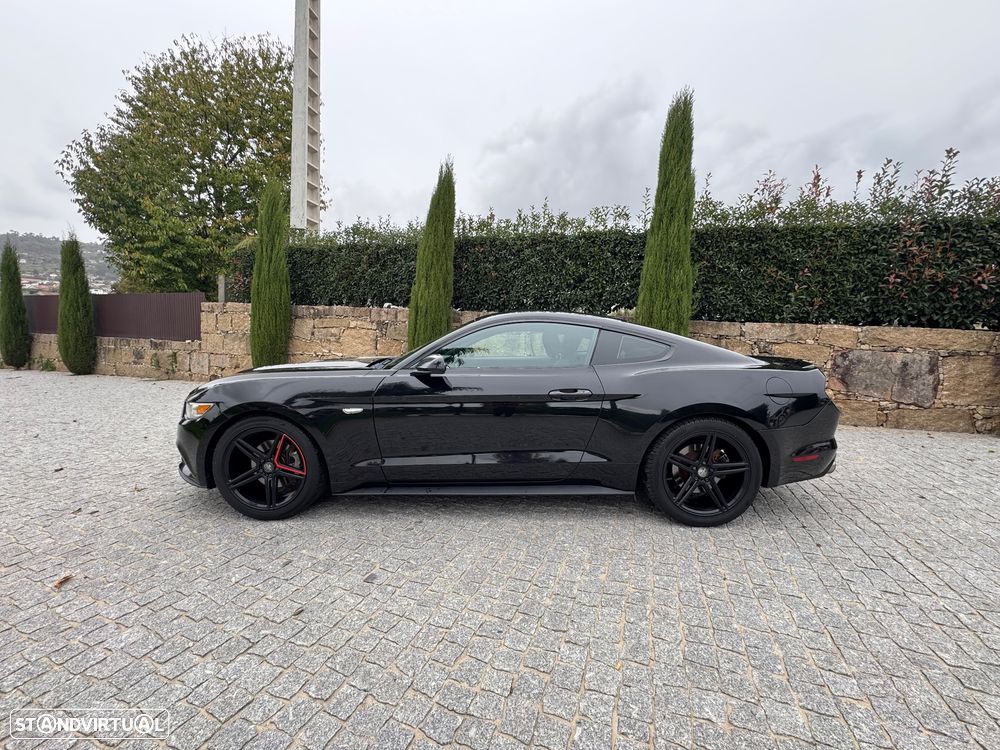 Ford Mustang 2.3 Eco Boost Aut. - 7