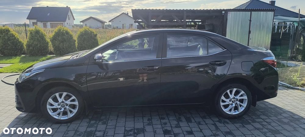 Toyota Corolla 1.6 Comfort - 3