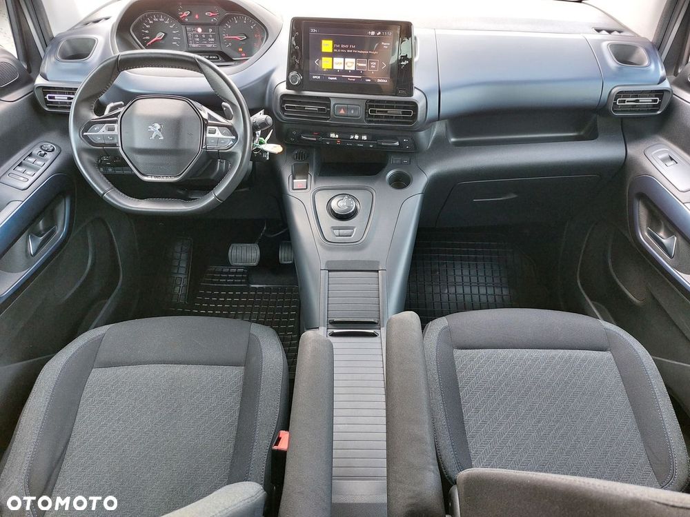 Peugeot Rifter - 26