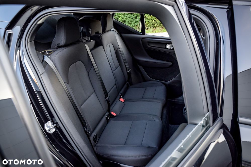 Volvo XC 40 T2 Momentum - 10
