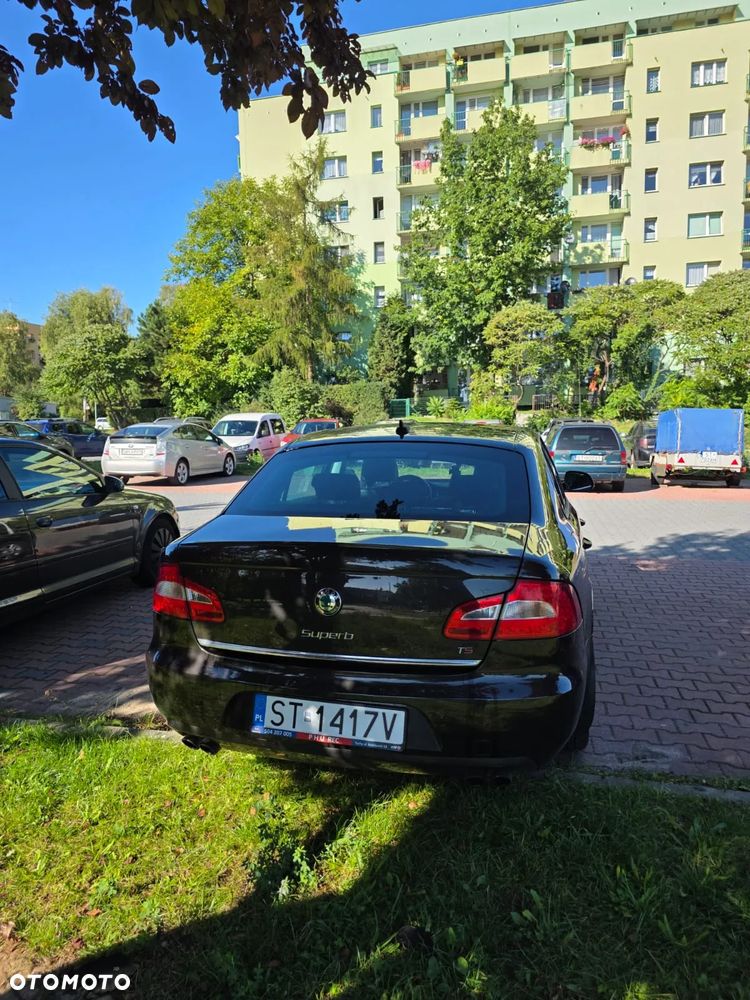 Skoda Superb 2.0 TSI L&K DSG - 18