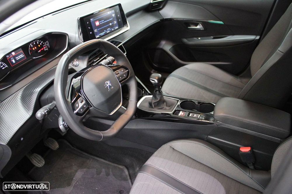 Peugeot 208 1.2 PureTech Allure - 12