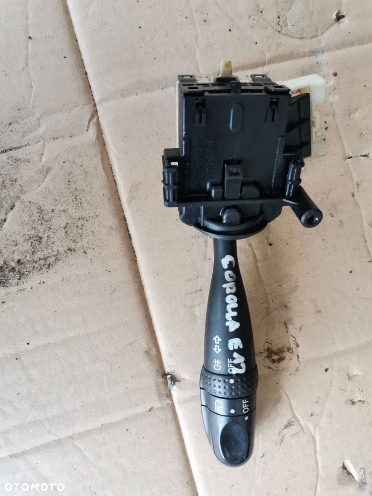 Toyota Corolla e12 2.0d przełącznik prawy+lewy - 2