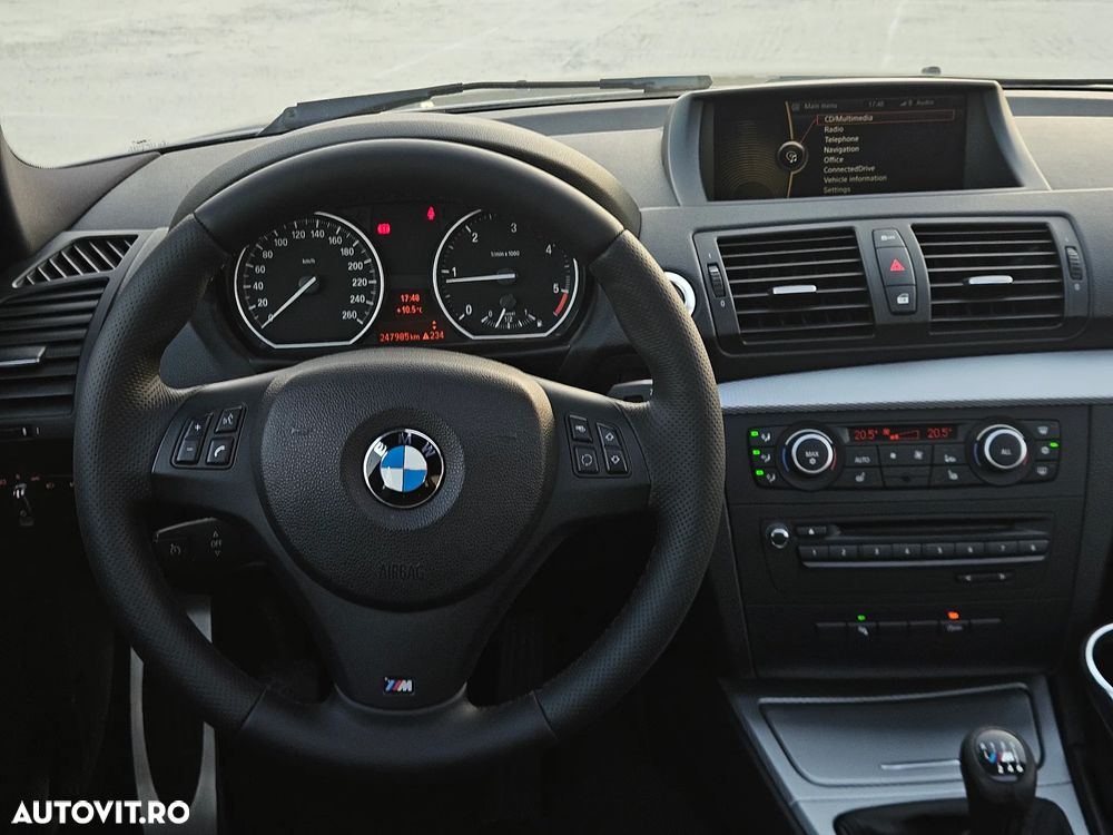 BMW Seria 1 123d - 8