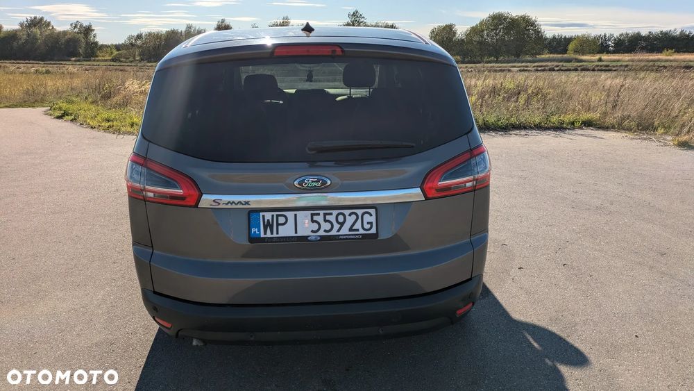 Ford S-Max 2.0 TDCi DPF Titanium - 12