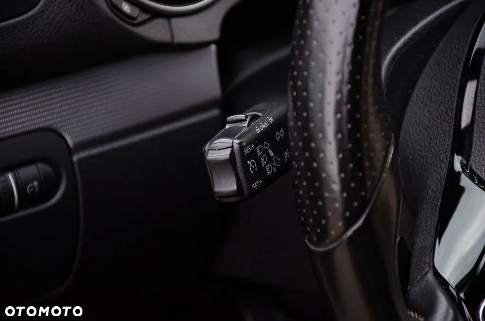 Volkswagen Golf VI 2.0 TSI 4Mot R DSG - 37