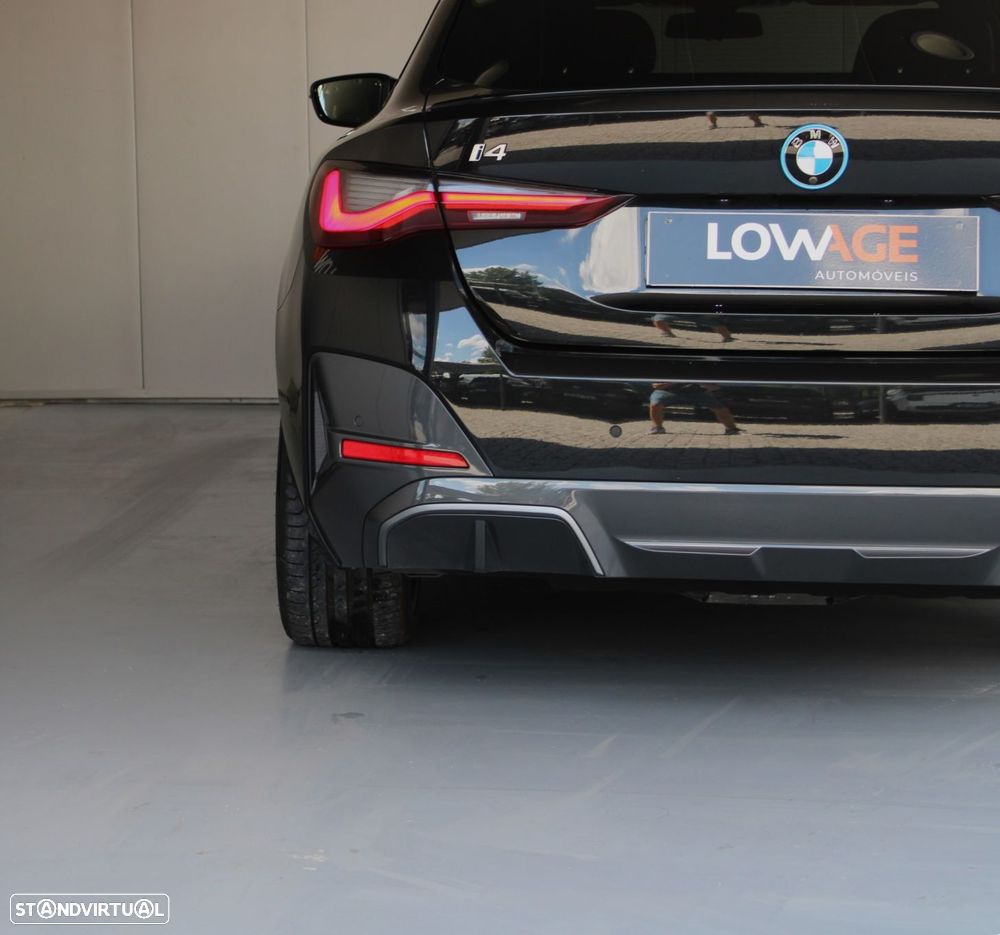 BMW i4 eDrive40 Pack Desportivo M - 40