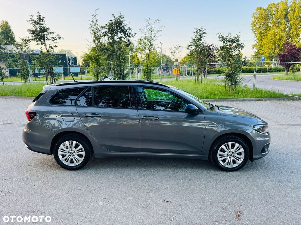 Fiat Tipo 1.6 MultiJet DCT Lounge - 6