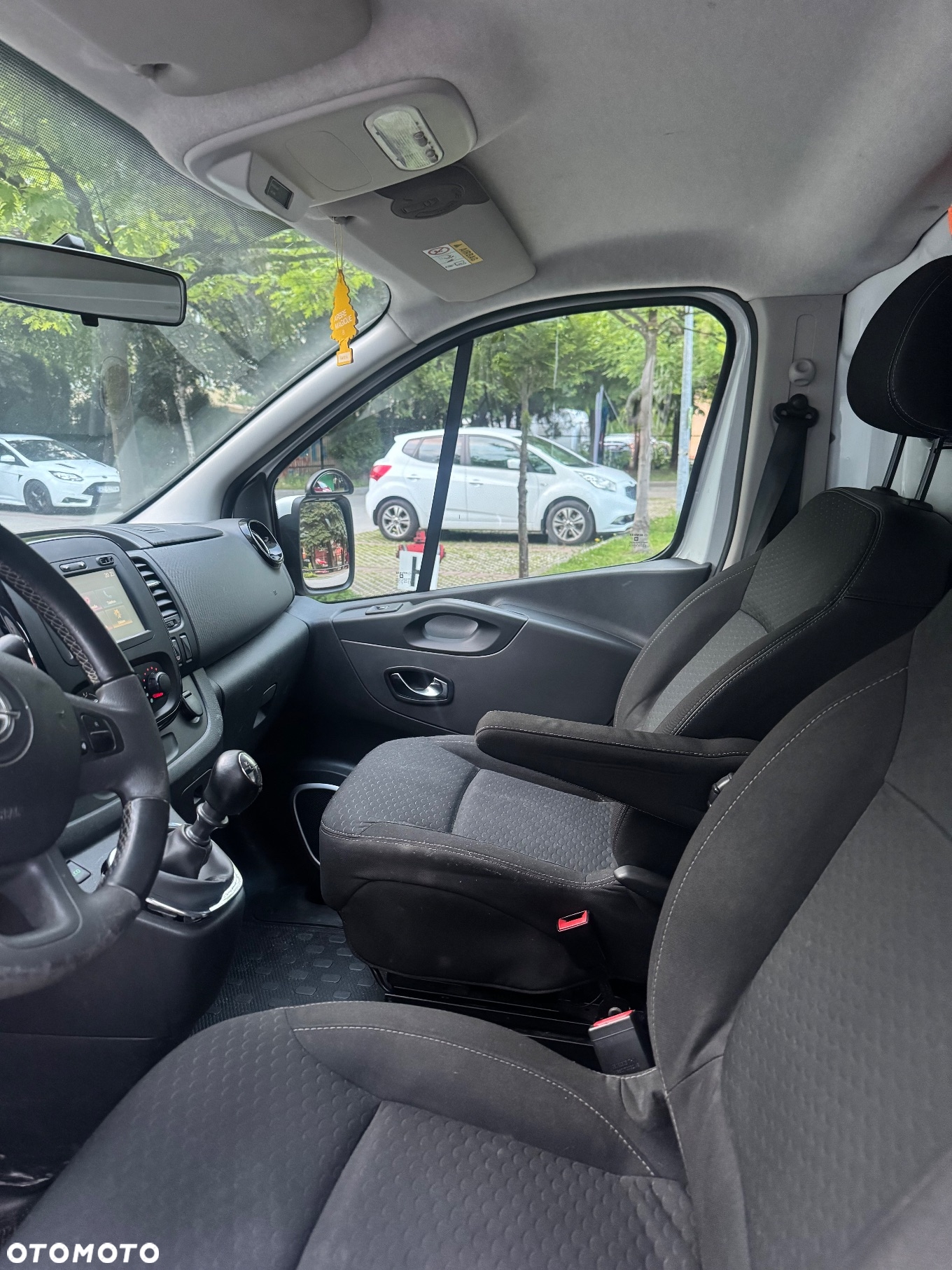 Opel Vivaro - 6